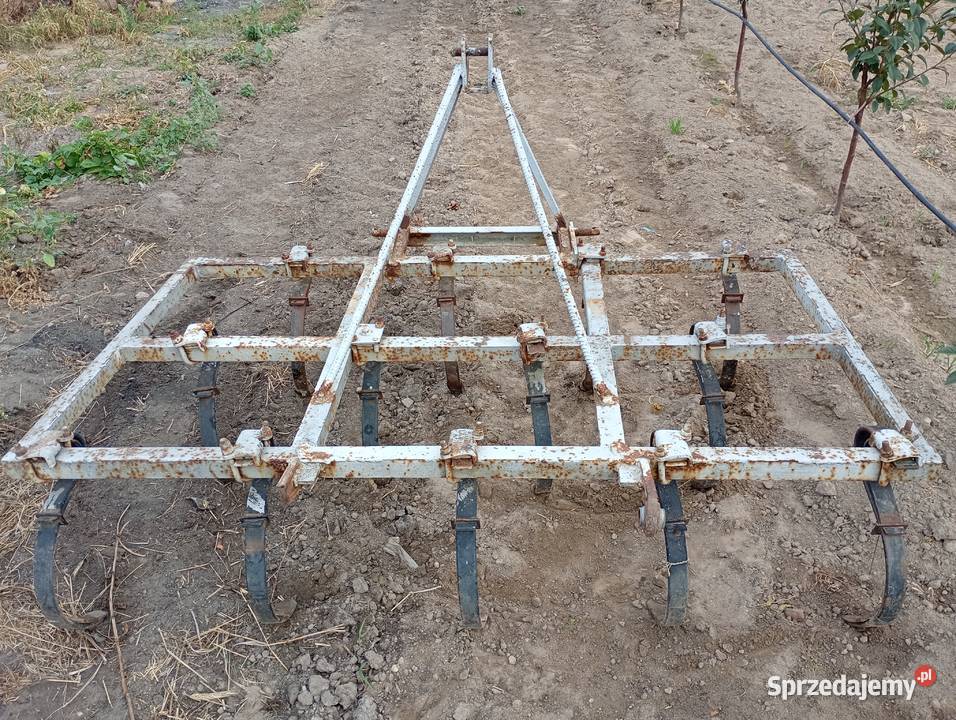 Kultywator 2 18 i 21 metra Grójec sprzedam