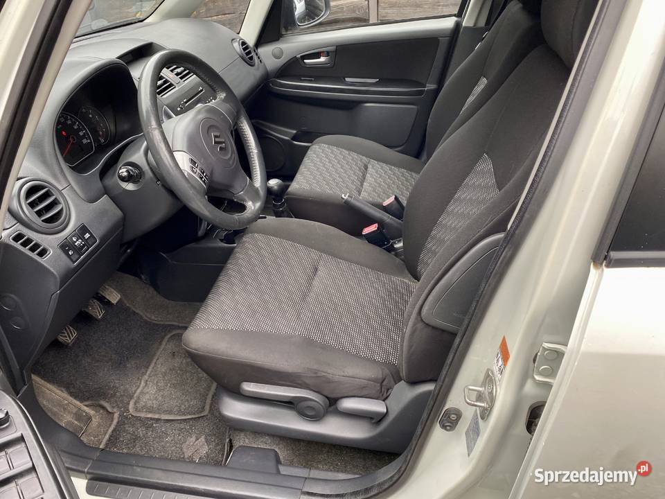 SUZUKI SX4 16 Benzyna Wyposażone Bezwypadkowe 120KM Wieliszew