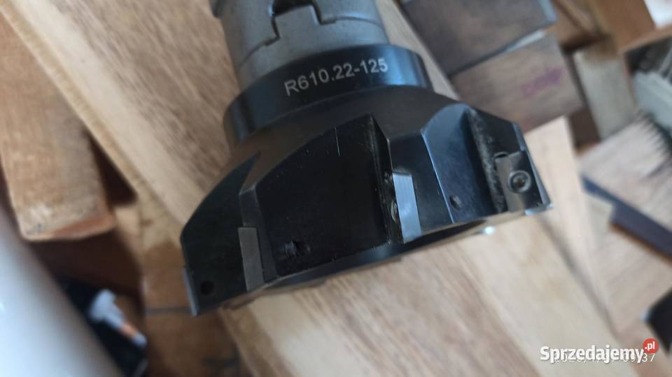 Frez składany nasadzany 125 mm walcowoczołowy Kłodawa