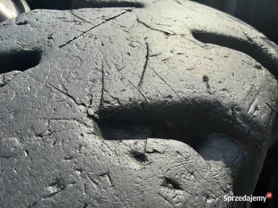 4x Opona używana przemysłowa 1200R24 MICHELIN Zaścianki