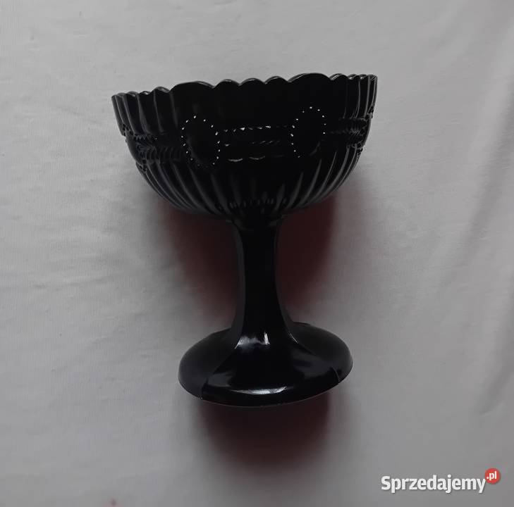 Hialitowa cukiernica na stopie Olivia huta sprzedam