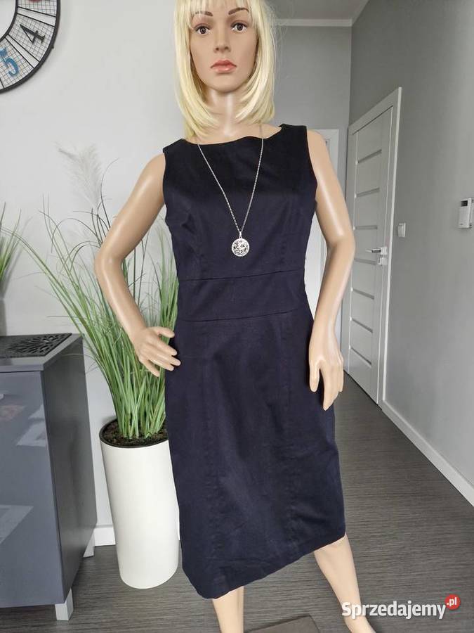 Granatowa sukienka marki HM zachodniopomorskie Nowogard