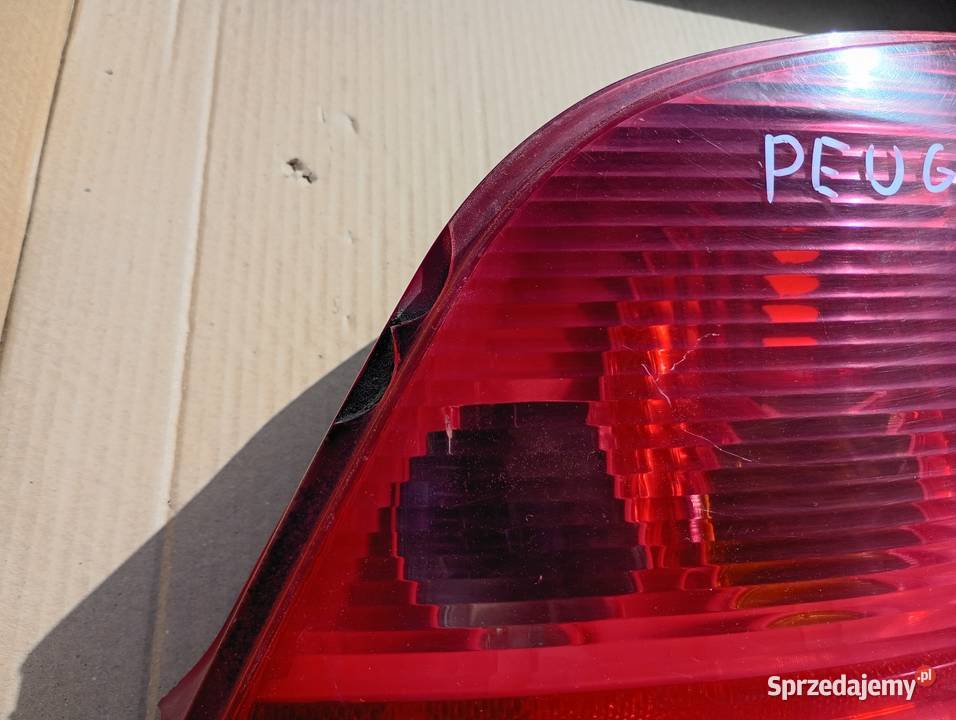 Peugeot 307 HB Lampa Tylna Lewa Prawa Tył Lewy osobowe