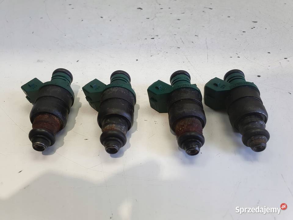 Audi A3 8L 16 8V WTRYSKIWACZ wtrysk 037906031AA Janów sprzedam