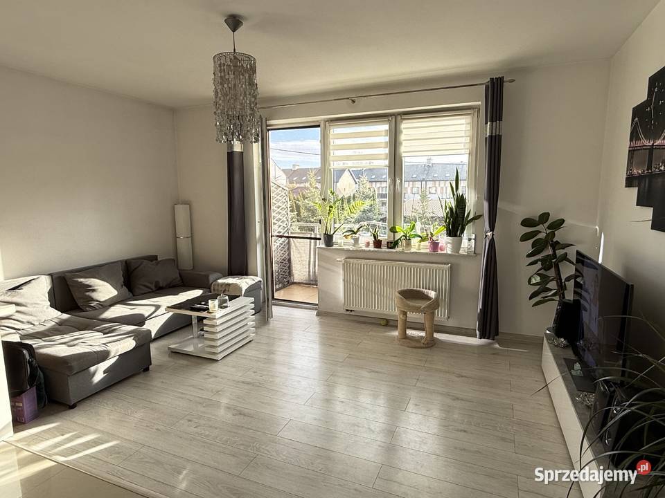 Sprzedam mieszkanie 3 pokoje balkon 60m2 Marki 2 piętra Sprzedaż