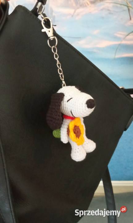 Piesek Snoopy wykonany na szydełku Łask