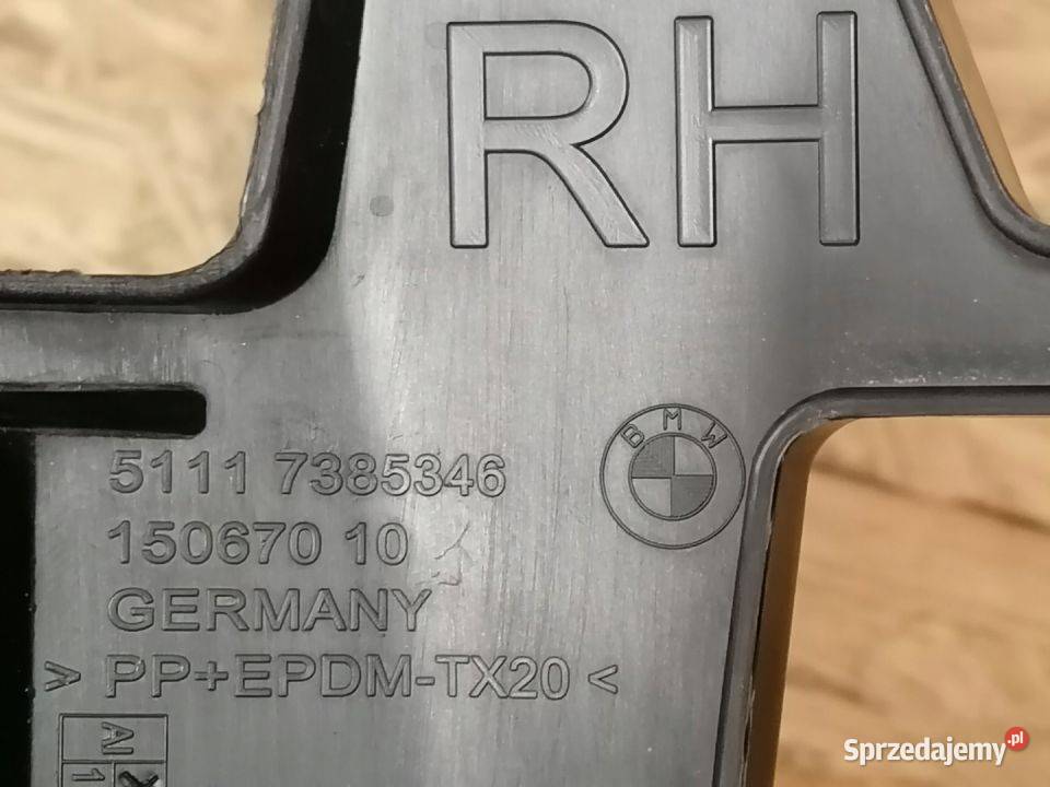 BMW 5 G30 G31 ŚLIZG ZDERZAK PRAWY PRZÓD 7385346