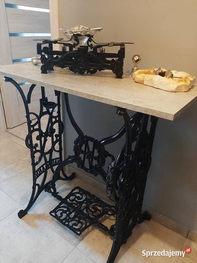 Maszyna do szycia Naumannpodstawa Krzyżanowice