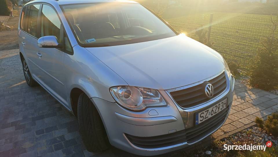VW TOURAN 20 TDI 140 AUTOMAT 2006r 270