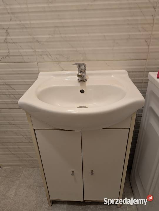 Umywalka z baterią paczkę kawy ziarnistej Trzebownisko