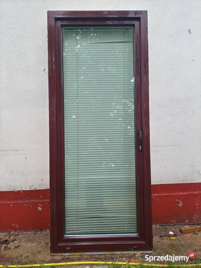 Mahoniowe oknodrzwi balkonowe Drzwi i okna Brzeziny