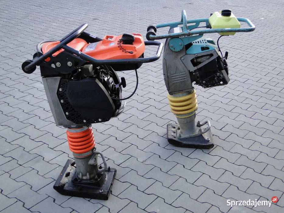 Skoczek stopa zagęszczarka gruntu BOMAG BT 60 Łętownia sprzedam