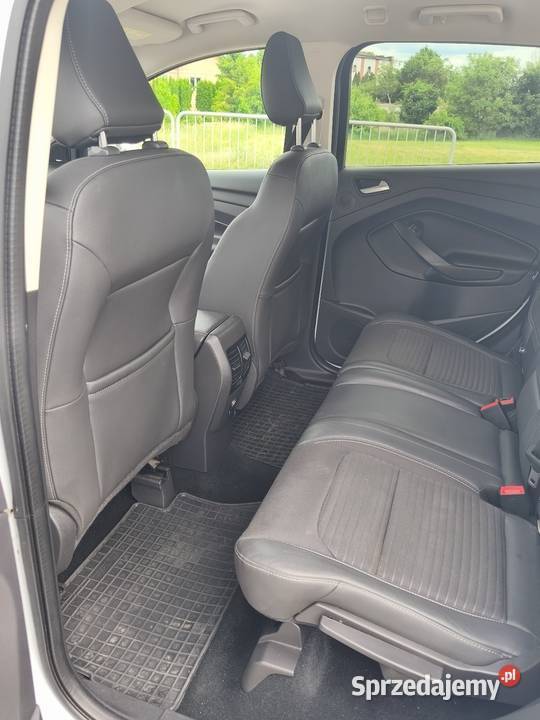 Ford Kuga Garcz