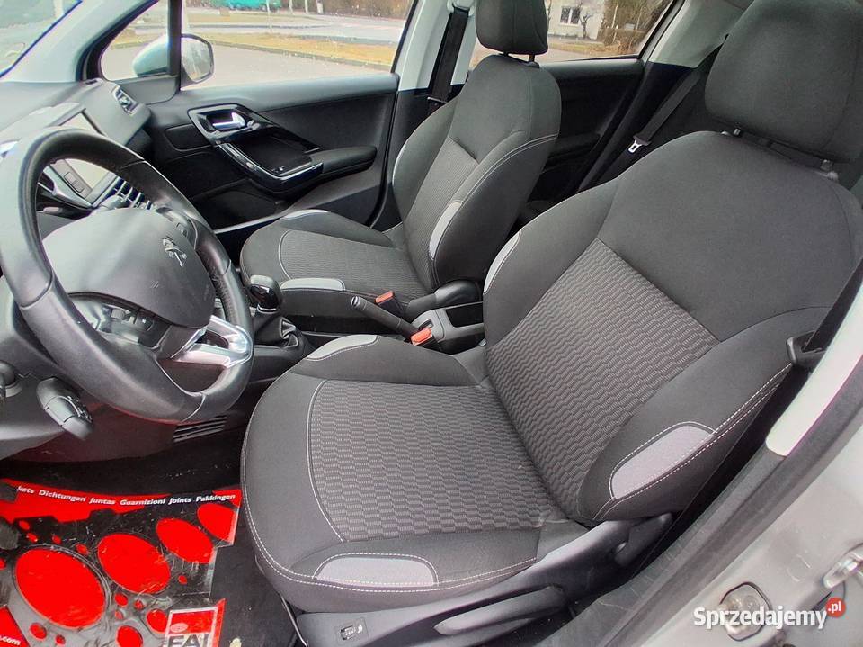 Peugeot 308 16 BlueHDI 100 Panorama Klimatronic srebrny wielkopolskie