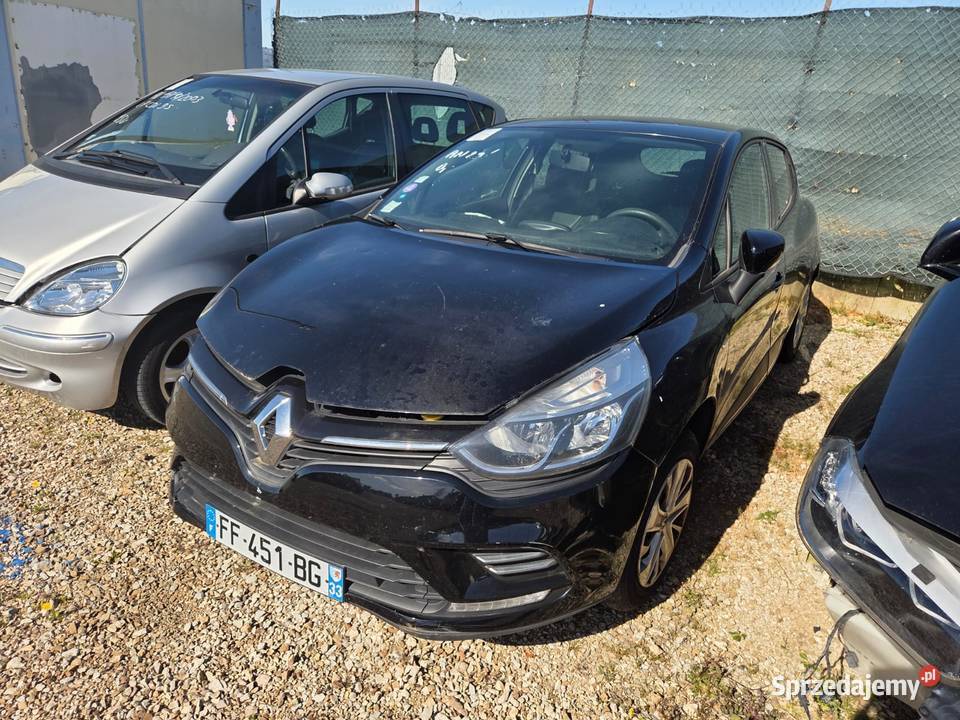 RENAULT Clio IV 09 TCe 75 Trend FF451