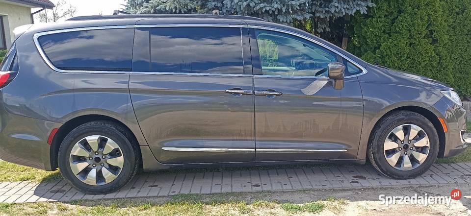 Chrysler Pacifica Łuków