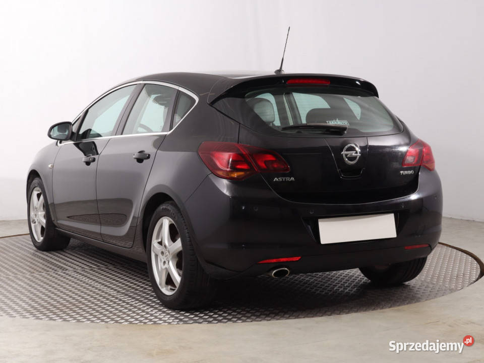 Opel Astra 14 T