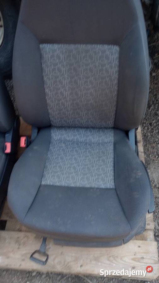 Fotele siedzenia seat Ibiza 3 5 drzwiowy Słomniki