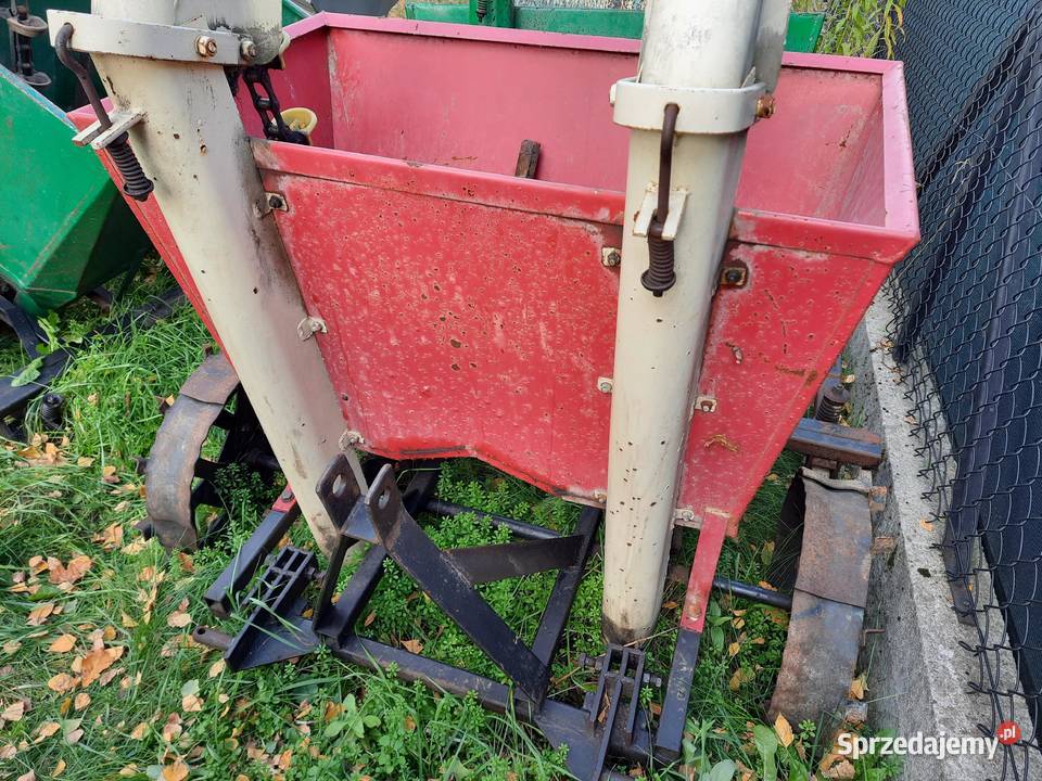 Sadzarka do ziemniaków Akpil Bucze