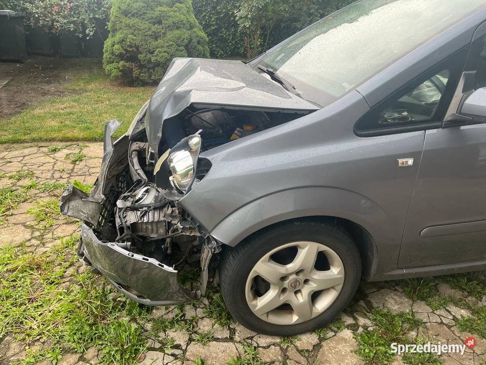 Opel Zafira B 18 16V LPG uszkodzony śląskie Częstochowa