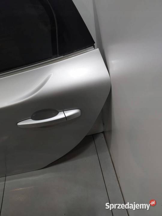 DRZWI LEWE TYŁ 71116 Volvo V40 II 20122019 sprzedam
