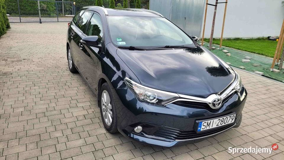 Toyota Auris 16 LPG kombi 2016 elektryczne lusterka śląskie Łaziska Górne