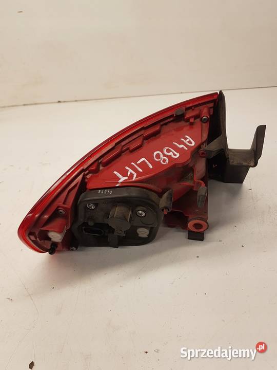 LAMPA PRAWY TYŁ W BŁOTNIK AUDI A4 B8 8K5945096AA śląskie Przystajń sprzedam