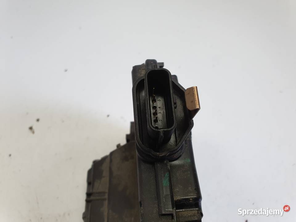 Renault Clio IV ZAMEK DRZWI prawy tył PASAŻERA Rudka sprzedam