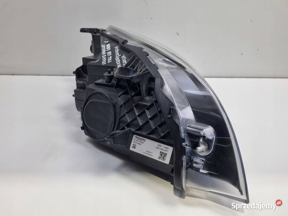 LAMPA LEWA Volvo V40 LIFT PRZEDNIA lewy przód