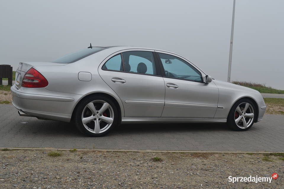 MercedesBenz W211 E270 AvangardePanorama Klasa E Lubartów