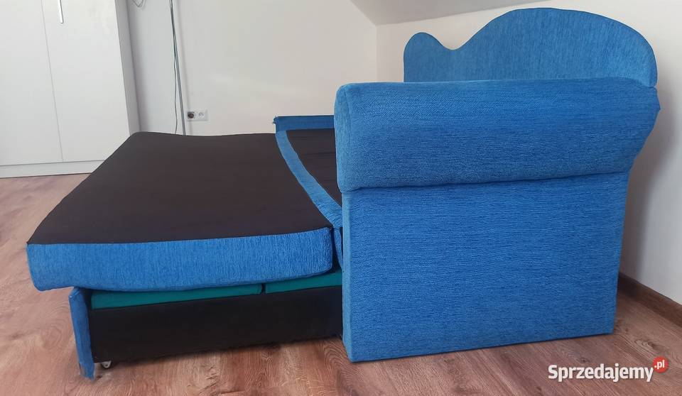 SOFA tapicerowana 140 x 205 ze skrzynią używana Klebark Mały