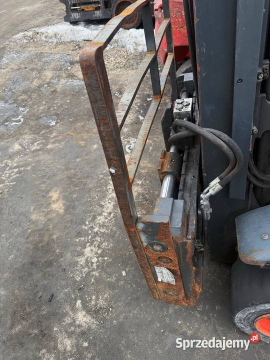 pozycjoner wideł MEYER 2404N LINDE udźwig 2500 Działoszyn sprzedam