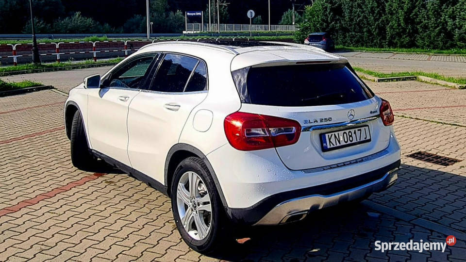 Mercedes GLA 250 Mercedes GLA 250 4Matic gniazdo USB Samochody osobowe Więcławice Stare