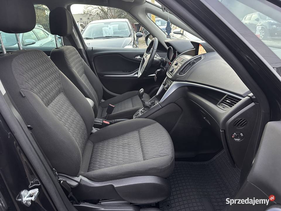 Opel Zafira 7 osóbHakPodgrzewana kierownica podgrzewane fotele Zafira mazowieckie Warszawa