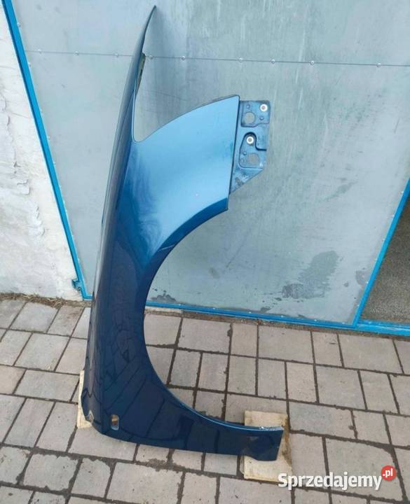 Audi A6 C6 błotnik prawy LZ5B Przedecz