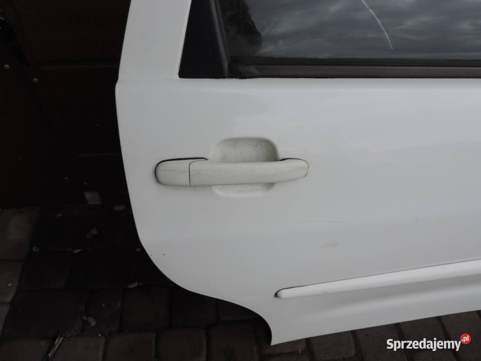 DRZWI PRAWY TYŁ VW POLO 3 CLASSIC SEDAN LB9A Nowy Sącz