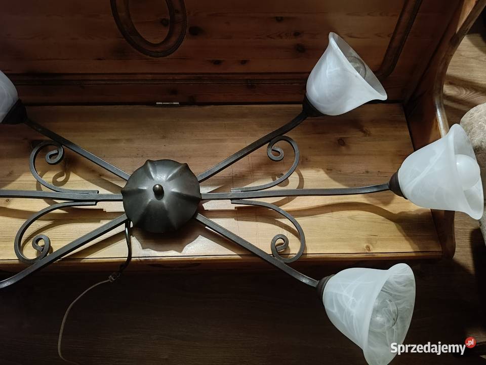 Lampa elektryczna metalowa kowalstwo artystyczne Lipno