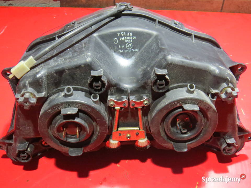 YAMAHA MAJESTY 250 03 lampa przód przednia