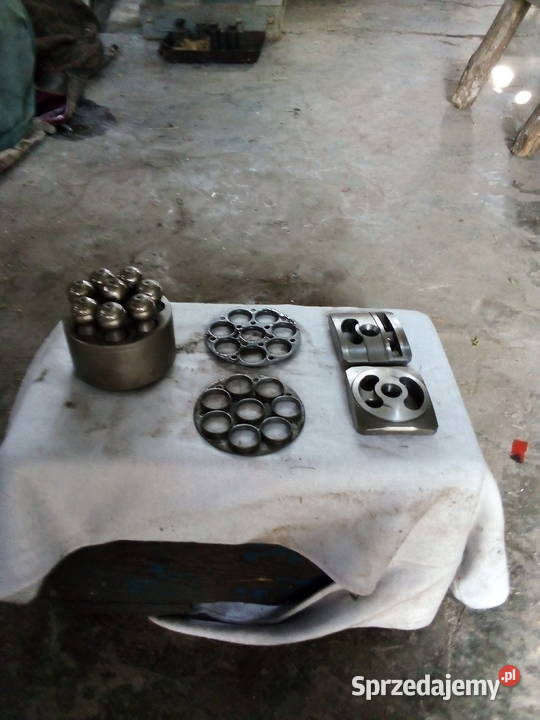 komplet naprawczy do pompy hydraulicznej koparki Części Kielce