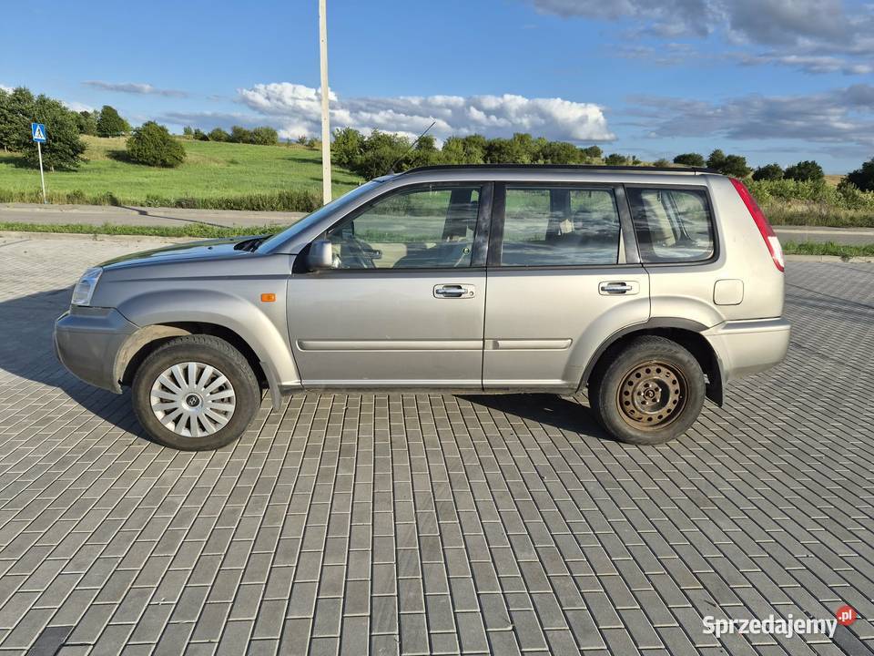 NISSAN XTRAIL 4x4 ładny stan Z GAZEM benzyna+LPG