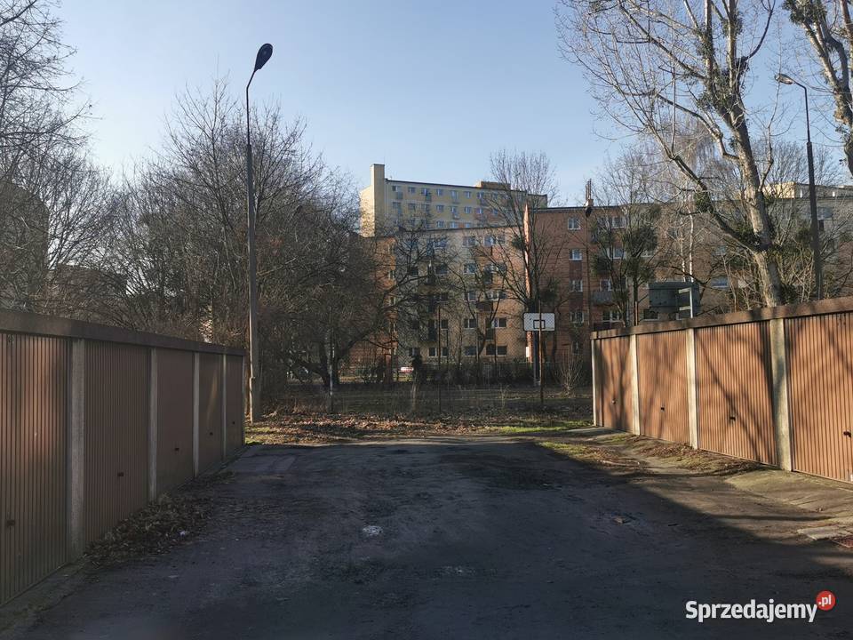 Garaże szeregowe otynkowane - sprzedam