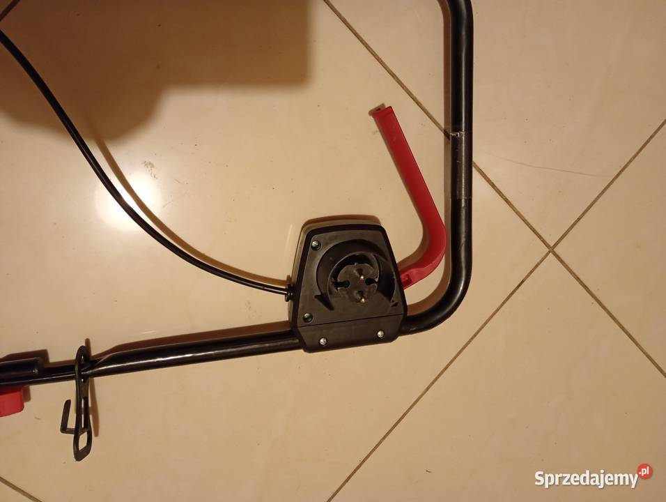 Uchwyt do kosiarki elektrycznej z wyłącznikiem Kraków