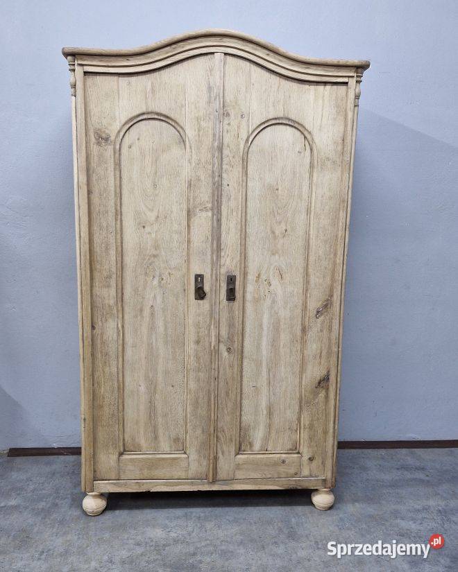 Dębowa szafa ludwikowska z Dolnego Śląska Marki