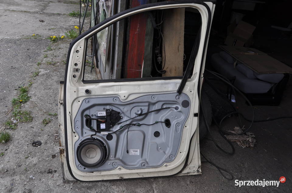 VW Caddy drzwi 2K5 prawe przód Sierakowice