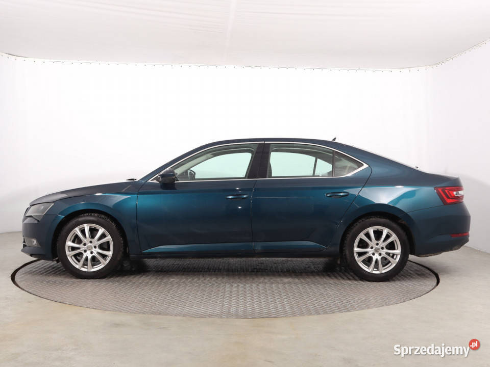 Skoda Superb 20 TSI 1984cm3 Katowice