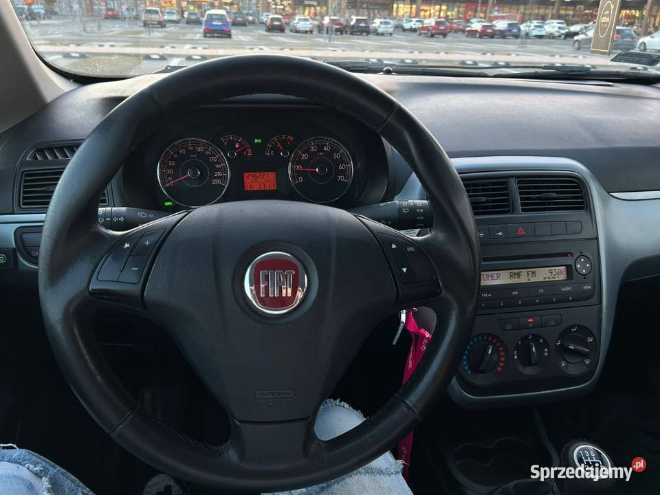 Fiat Punto 14 z LPG Dąbrowa Górnicza sprzedam