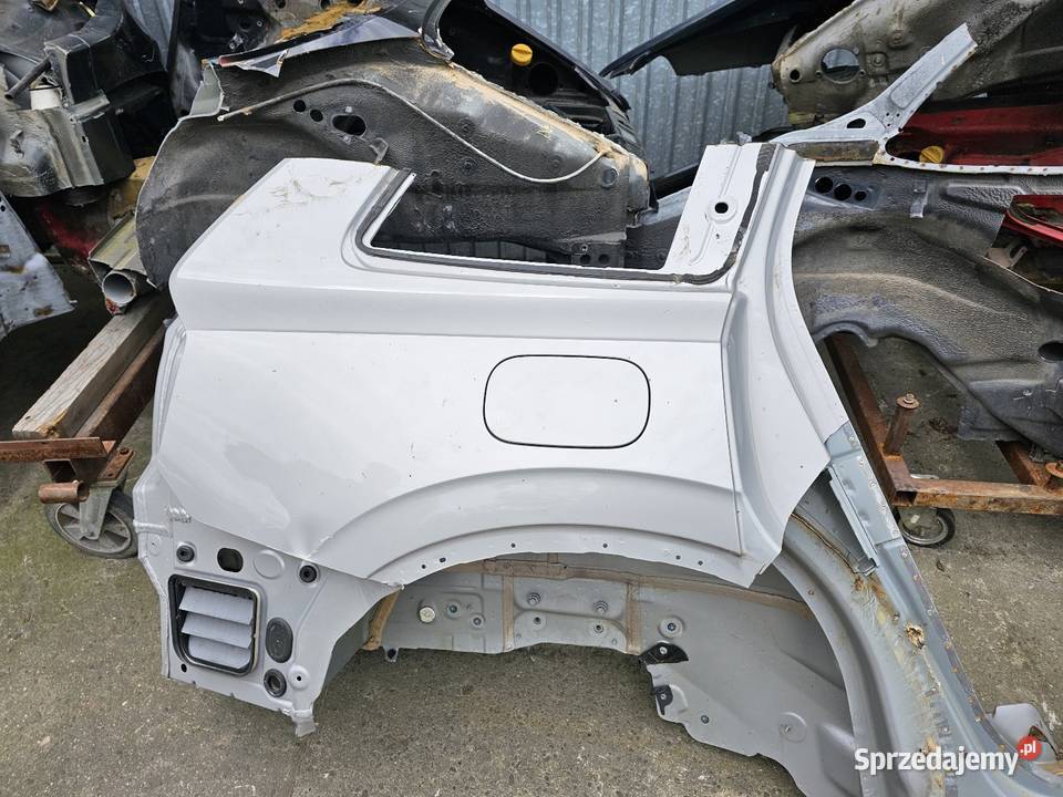 Volvo xc90 II tylnych błotnik z klapą wlewu Tarnów