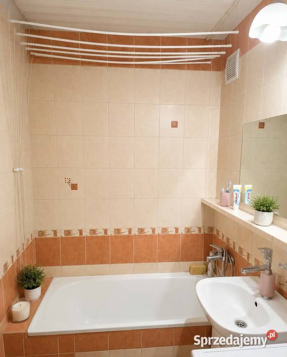 Przestronne mieszkanie 3 pokoje hol 654m2 piętro Liczba pokoi 3 Krąplewice