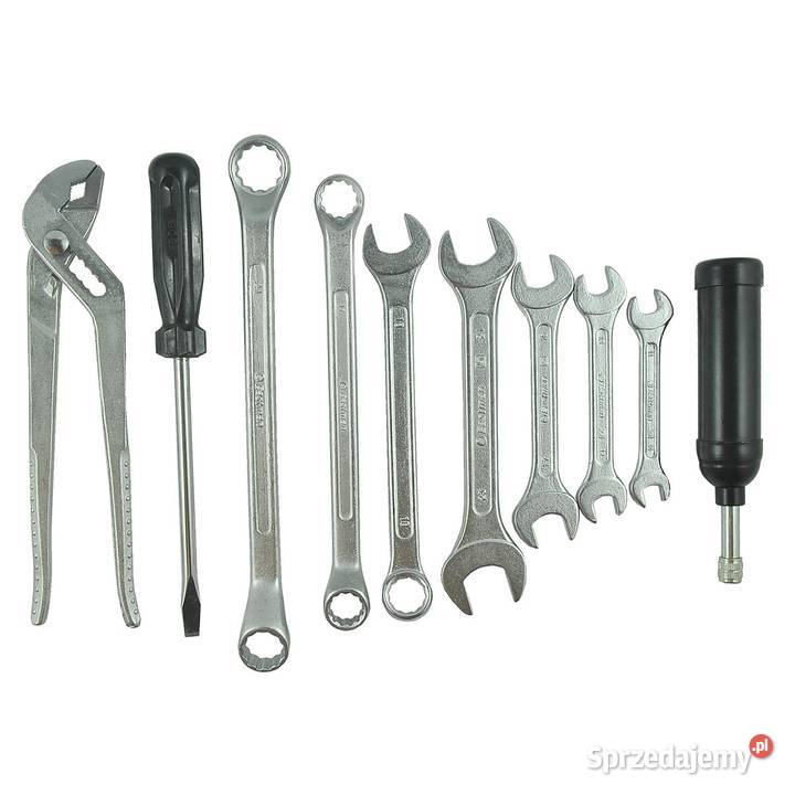 Zestaw kluczy do ciągnika smarownica podkarpackie Tajęcina sprzedam