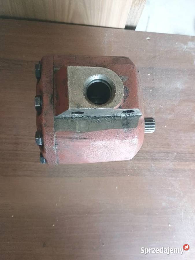Pompa hydrauliczna podnośnika Ursus C360
